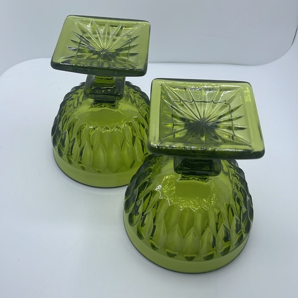 Set of 2 Vintage Green Champagne or Sherbet Goblets,  Mt Vernon by Indiana Glass - Picture 6 of 7